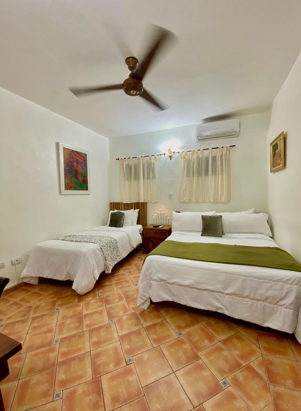 Historic Colonial Boutique Hotel Pool Jacuzzi Bar Restaurant By Aa Group Santo Domingo Buitenkant foto